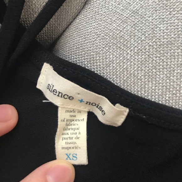 Silence + Noise Black Strappy Tank Top - Picture 2 of 3